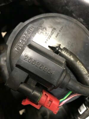 87  vac cannister solenoid pic.jpg