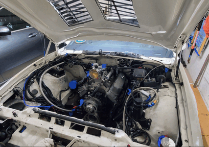 Engine-bay.gif