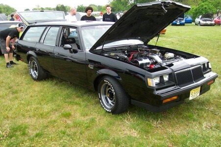 Buick Grand National Station Wagon.jpg