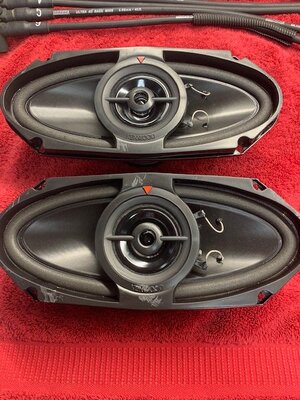 Speakers Kenwood 4x10.jpg